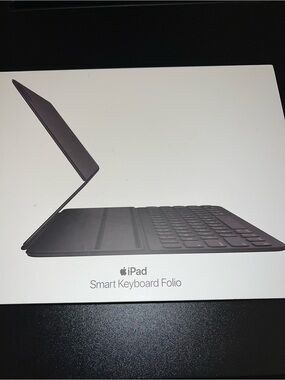 Apple Smart Keyboard Folio